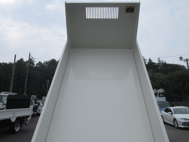 R6 日野 デュトロ 3トン 土砂ダンプ *未使用車