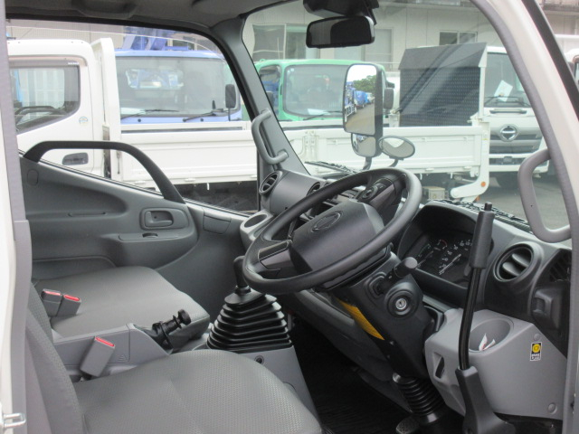 R6 日野 デュトロ 3トン 土砂ダンプ *未使用車