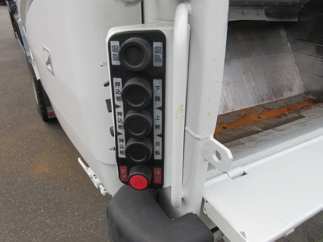 R2 UDコンドル 4tプレス式塵芥車 10.2立米 計量器付き