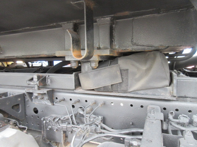 R2 UDコンドル 4tプレス式塵芥車 10.2立米 計量器付き