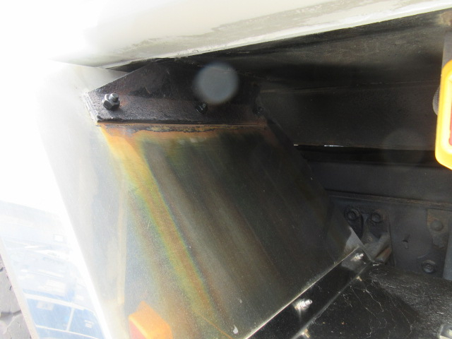 R2 UDコンドル 4tプレス式塵芥車 10.2立米 計量器付き