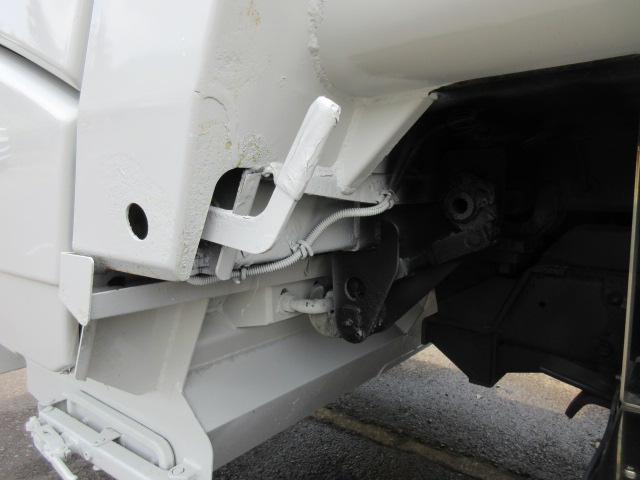 R2 UDコンドル 4tプレス式塵芥車 10.2立米 計量器付き