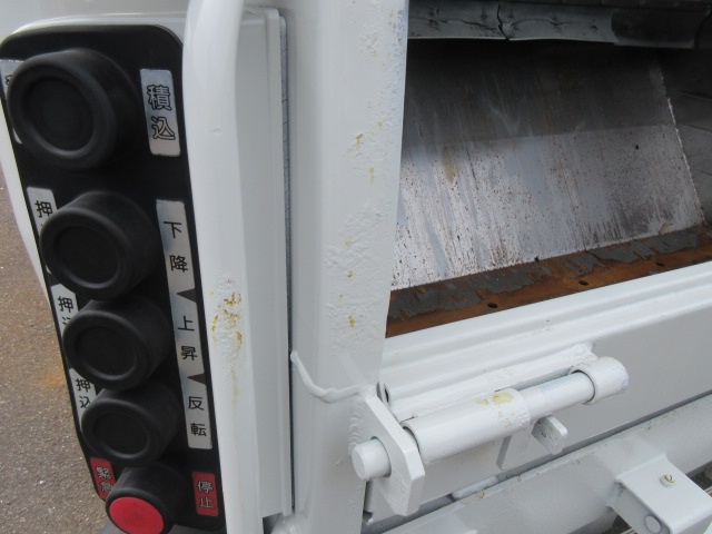 R2 UDコンドル 4tプレス式塵芥車 10.2立米 計量器付き