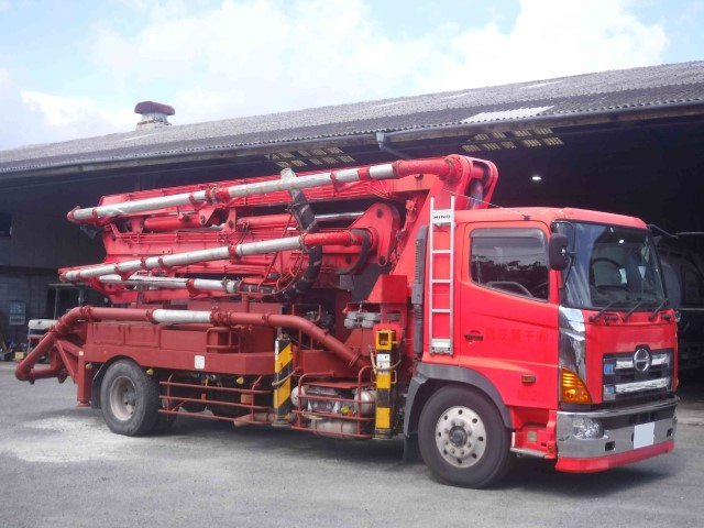 H21 日野 ピストン式コンクリートポンプ車