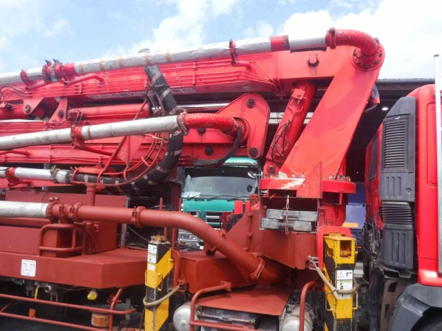 H21 日野 ピストン式コンクリートポンプ車