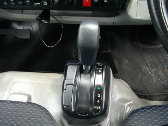 R2 トヨタダイナ 2トンアルミバン