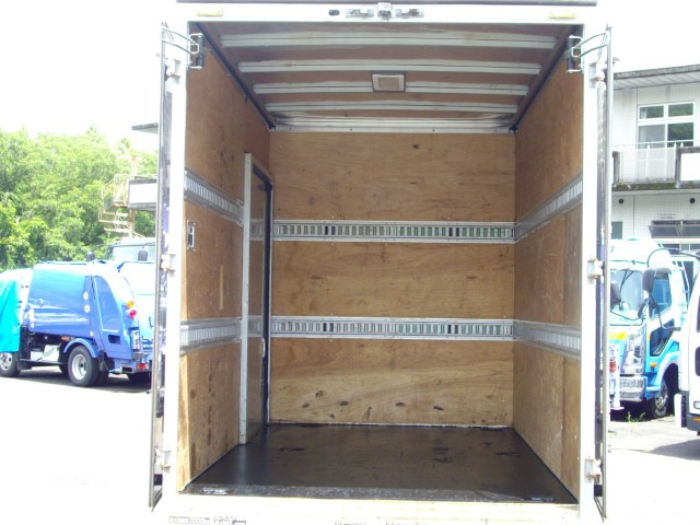 R2 トヨタダイナ 2トンアルミバン