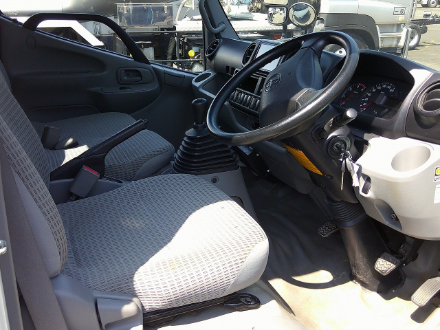 H31 トヨタ ダイナ 2トン クレーン付平ボディ