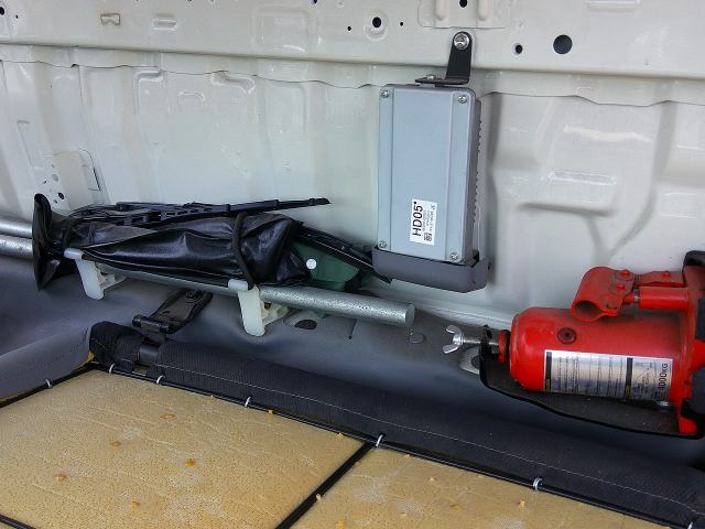 H31 トヨタ ダイナ 2トン クレーン付平ボディ