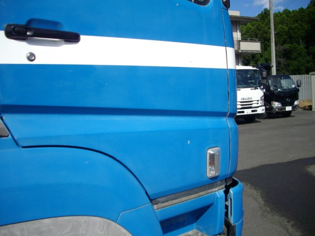 H27 三菱スーパーグレート ツーデフトラクタ