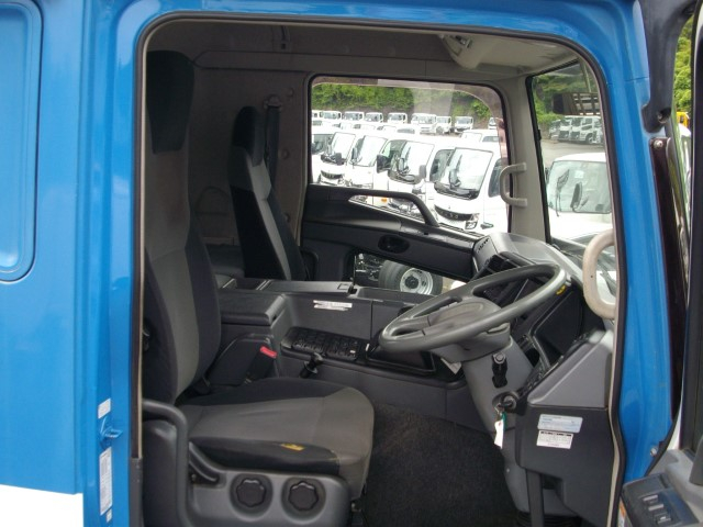 H27 三菱スーパーグレート ツーデフトラクタ