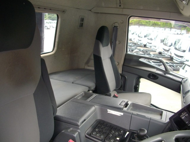 H27 三菱スーパーグレート ツーデフトラクタ