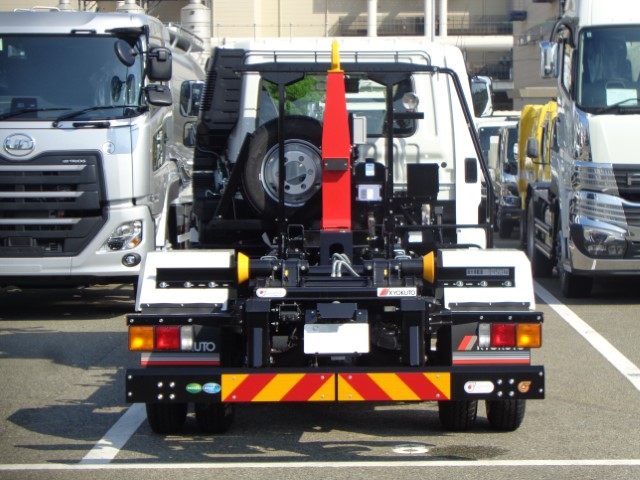 R7 三菱 ファイター 4t フックロール *未使用車*