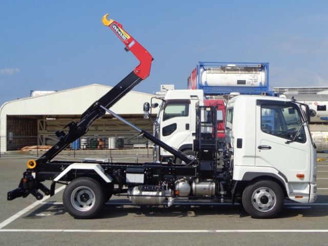 R7 三菱 ファイター 4t フックロール *未使用車*