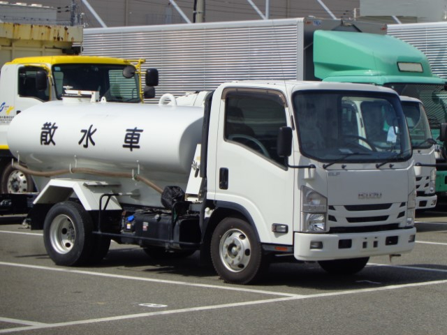 R1 いすゞエルフ 4KL散水車 独立エンジン式