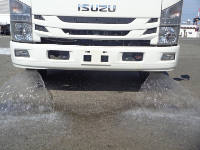 R1 いすゞエルフ 4KL散水車 独立エンジン式