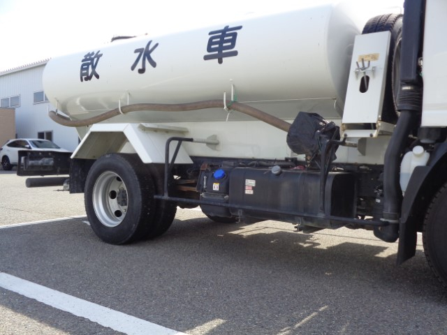 R1 いすゞエルフ 4KL散水車 独立エンジン式