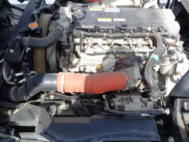 R1 いすゞエルフ 4KL散水車 独立エンジン式