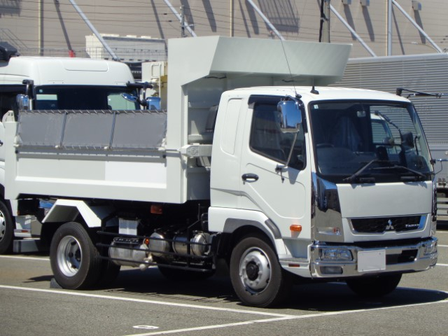 R6 三菱ファイター 中型増t土砂ダンプ 電動コボレーン付き ※未使用車