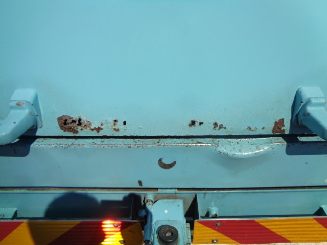 H28 いすゞフォワード 増トンプレス式塵芥車 8.2立米