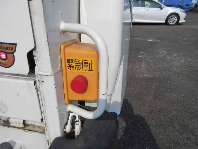 R2 いすゞエルフ 回転式塵芥車 6.9立米 車検切れナンバー付