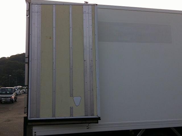 H27 いすゞフォワード 増トン冷凍車4列ジョロダー格納PG