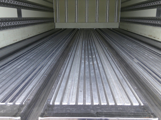 H27 いすゞフォワード 増トン冷凍車4列ジョロダー格納PG