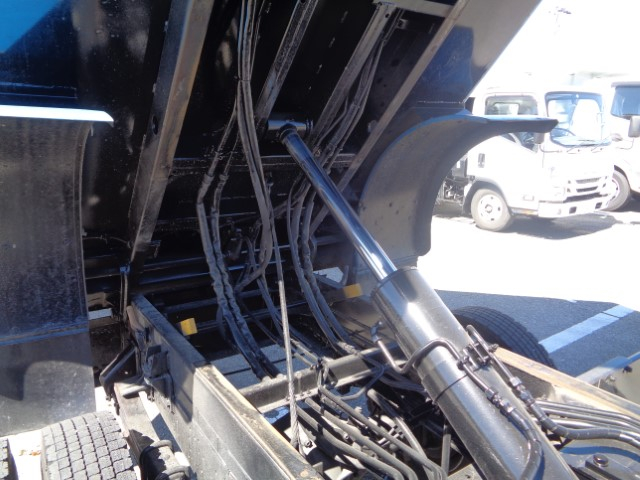 H29 いすゞフォワード 回転式塵芥車8.0立米 反転装置付き