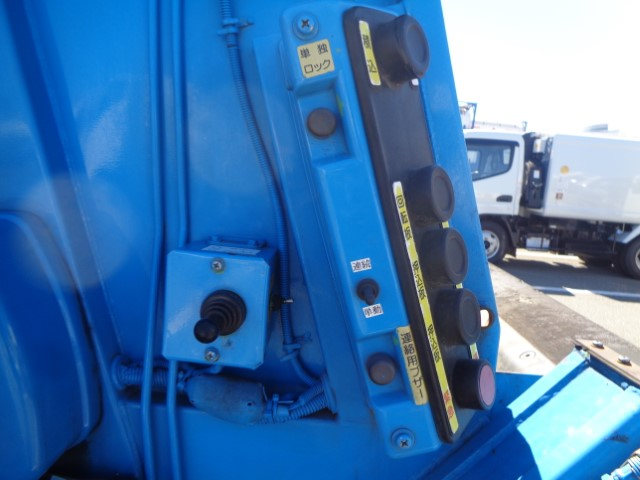 H29 いすゞフォワード 回転式塵芥車8.0立米 反転装置付き