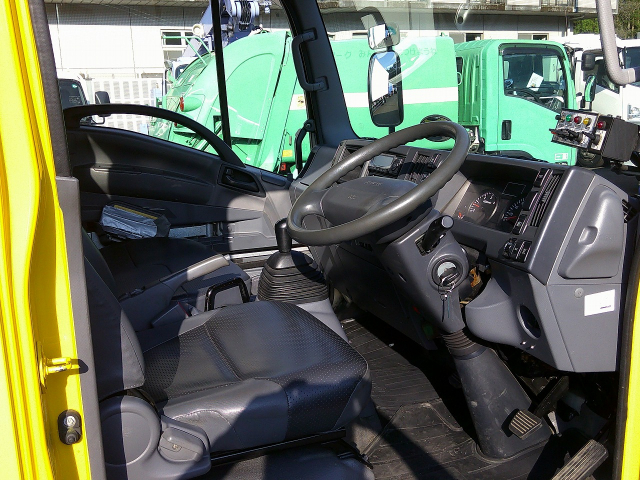 H23 いすゞ エルフ 2トンプレス式塵芥車4.2立米