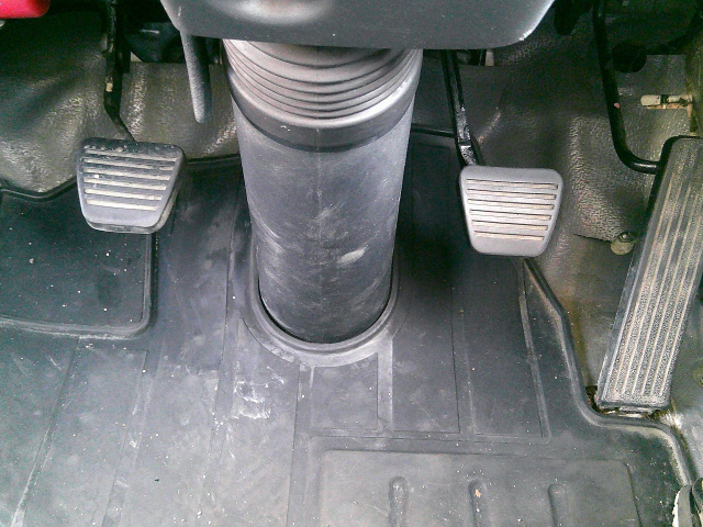 H23 いすゞ エルフ 2トンプレス式塵芥車4.2立米