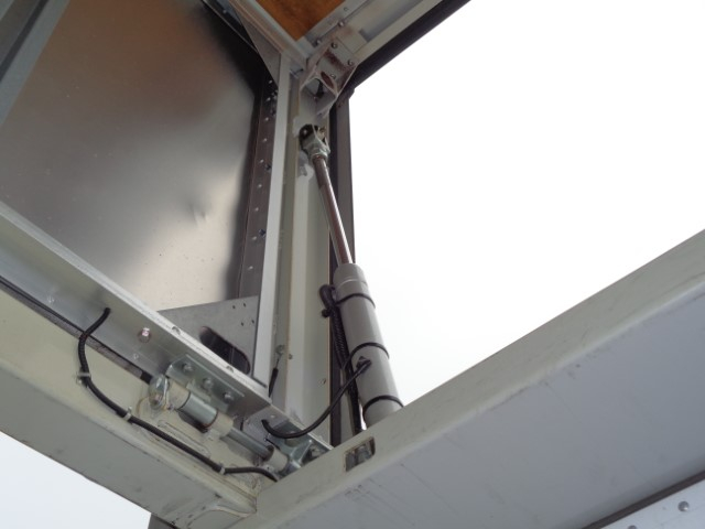 H29 UDトラックス トレクス製増々トンアルミウイング