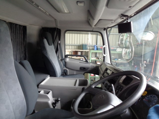 H29 UDトラックス トレクス製増々トンアルミウイング