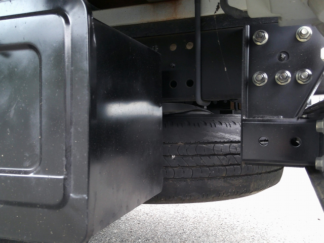 R4 日野 デュトロ 3t セミロング平ボディ