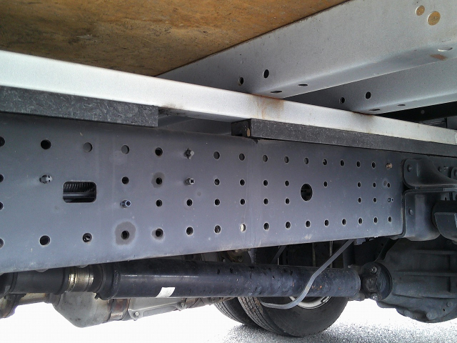 R4 日野 デュトロ 3t セミロング平ボディ