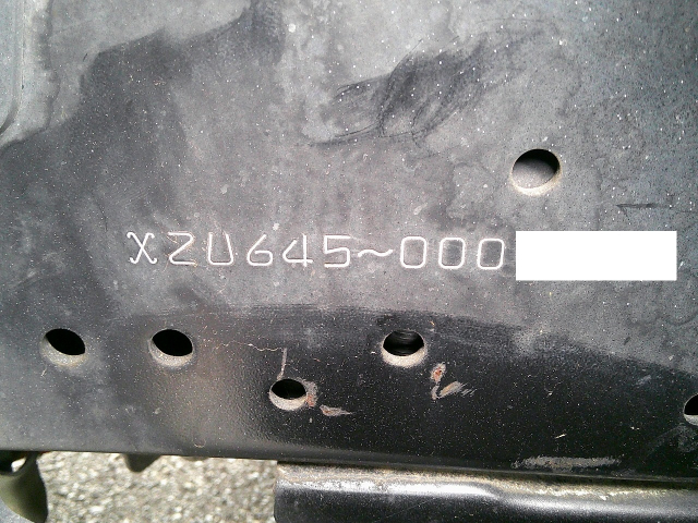 R4 日野 デュトロ 3t セミロング平ボディ