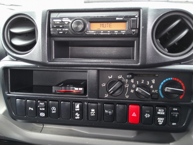 R4 日野 デュトロ 3t セミロング平ボディ